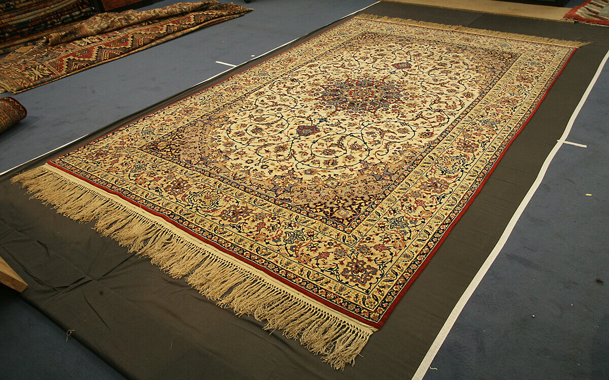 Semi-Antique Persian Isfahan Warp Silk Carpet n°:51513718